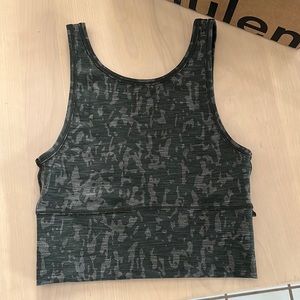 Lululemon Power Pivot Tank